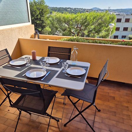 T2 Vue Mer Dans Residence Calme / T2 Sea View In A Quiet Residence Bandol Εξωτερικό φωτογραφία