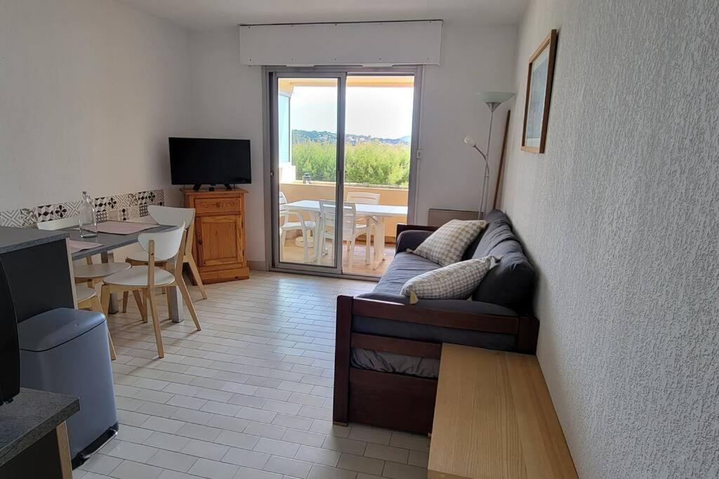 T2 Vue Mer Dans Residence Calme / T2 Sea View In A Quiet Residence Bandol Εξωτερικό φωτογραφία